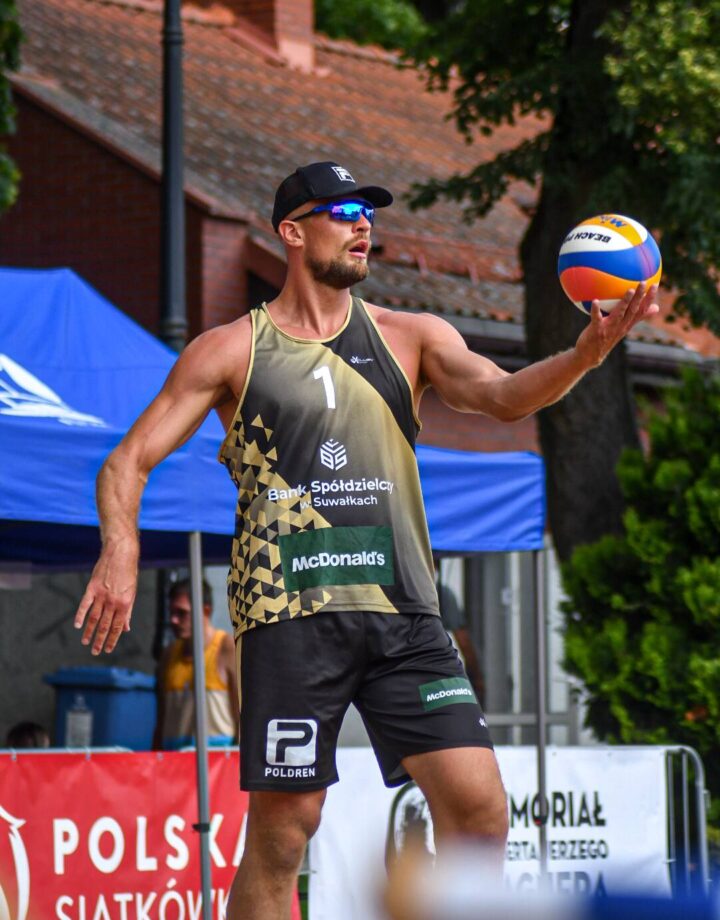 XVIII OGÓLNOPOLSKI TURNIEJ SIATKÓWKI PLAŻOWEJ O PUCHAR BURMISTRZA OLECKA